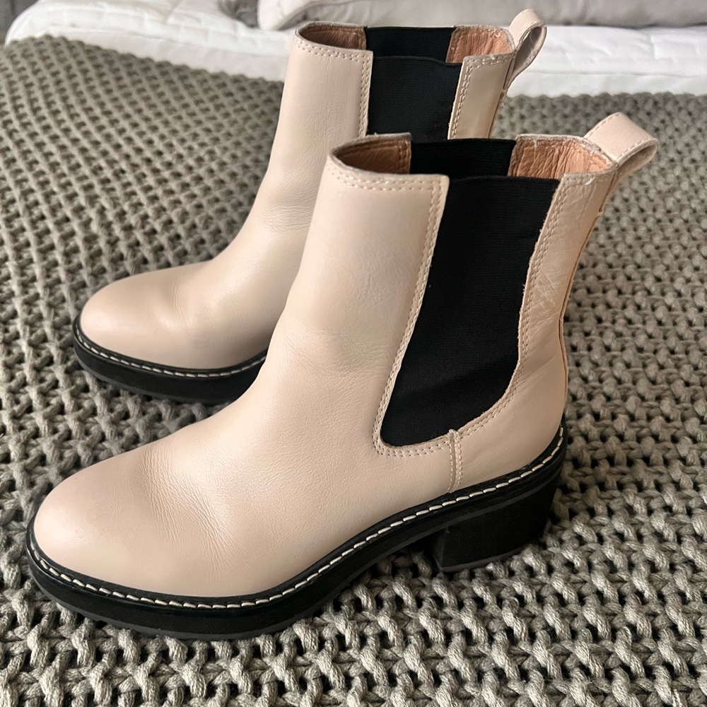 Madewell leather bootie